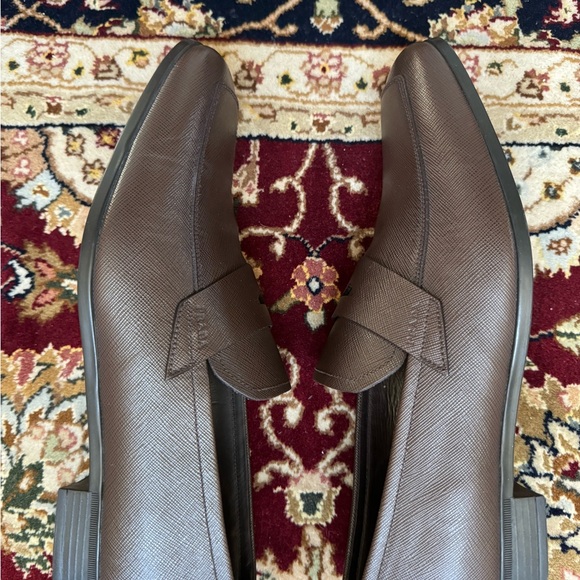 🍁SOLD🍁Prada Saffiano Penny Loafers - Picture 6 of 17